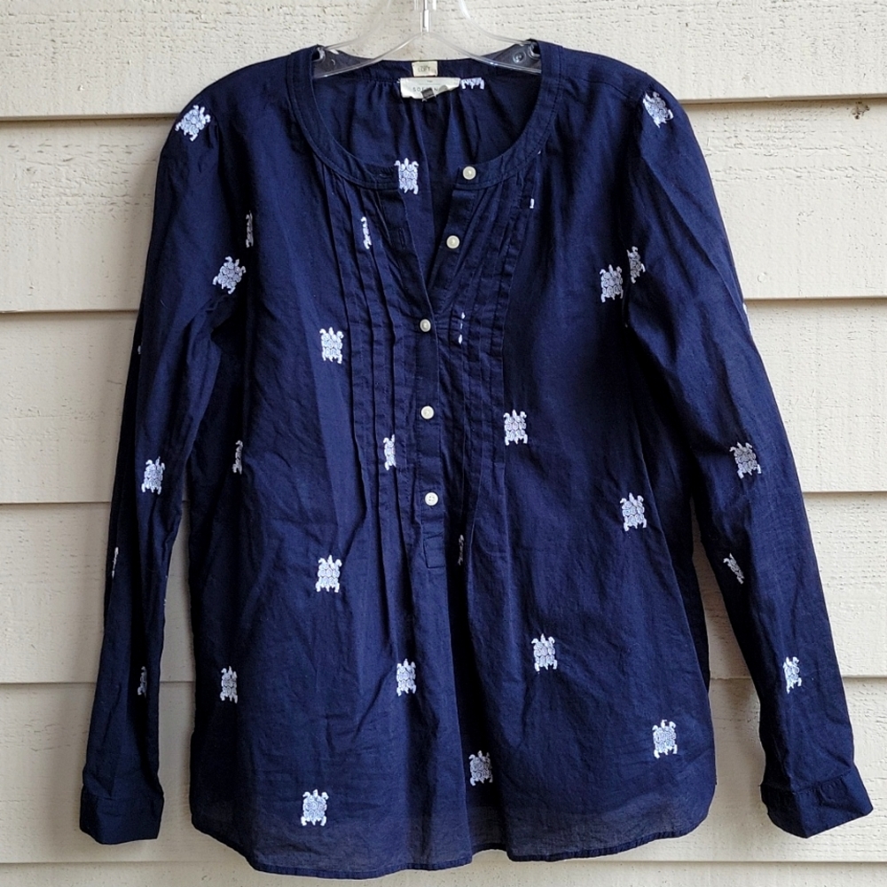 LOFT Navy Softened  Shirt 100% Cotton in size S